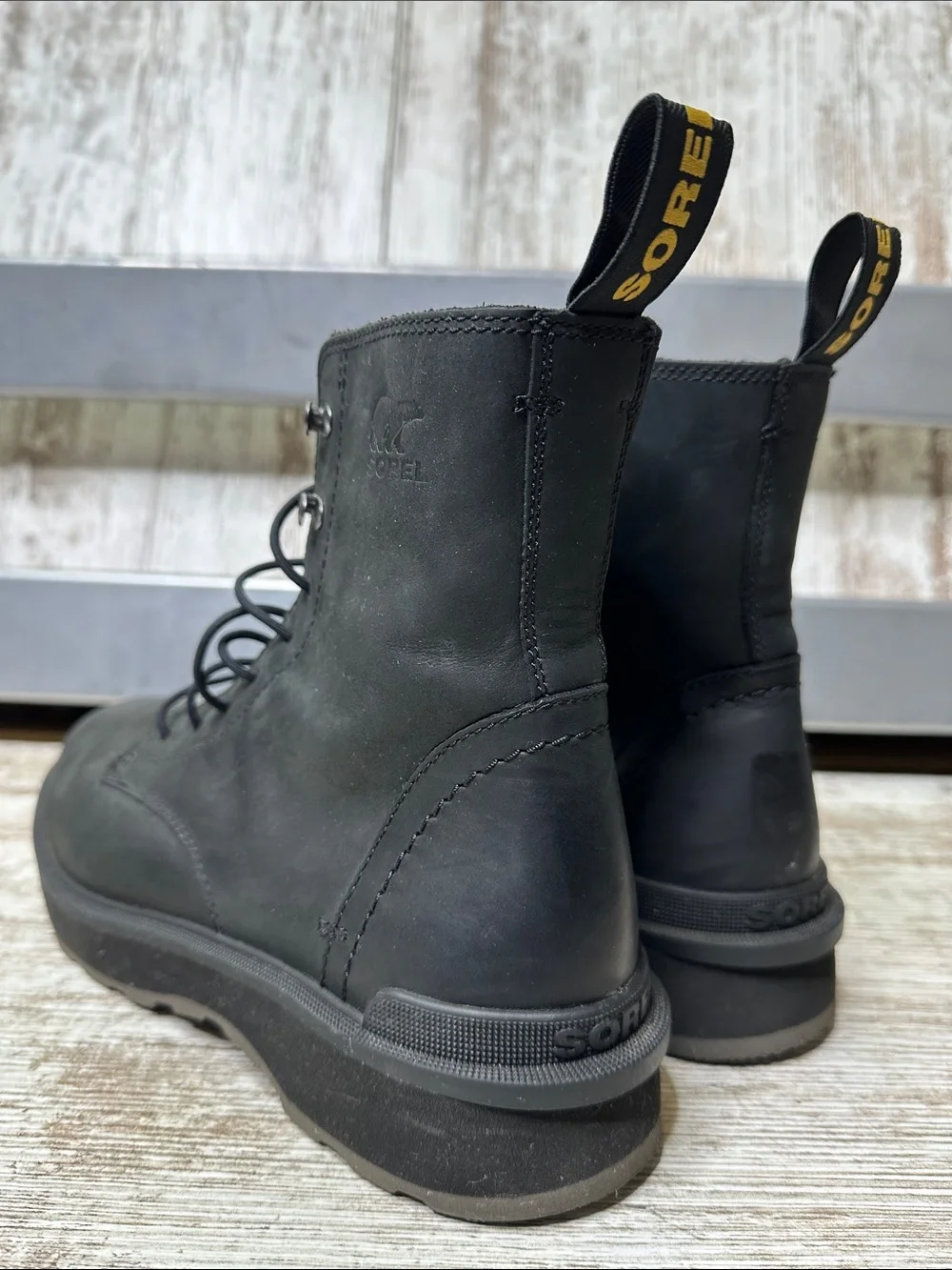 Sorel Black Hi-Line Waterproof Lace-Up Boot Sz 9